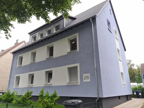 Foto - Ruhig gelegene 2-Zimmerwohnung im 1. Obergeschoss mit Garage