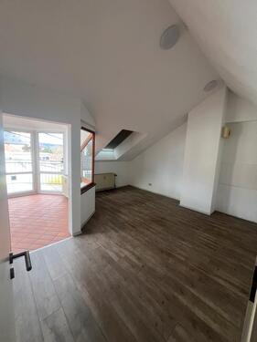 Foto - 3 Zimmer Dachgeschoßwohnung zur Miete in Völklingen