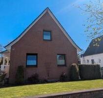 Gepflegtes, modernisiertes EFH in Celle-Blumlage. Provisionsfrei!