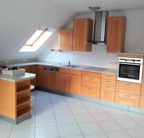 Schöne Dachwohnung in Schweich - 850,00 EUR Kaltmiete, in Schweich (PLZ: 54338)