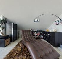 Luxus Penthousewohnung mit Dachterrasse und Garage in Hürth-Sielsdorf