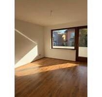 3 Zi Wohnung in NMS sehr zentral u. ruhig 2 Balkone - Neumünster