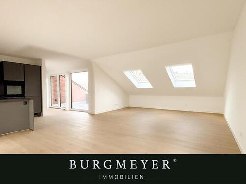 Foto - Moderne & stilvolle Dachgeschosswohnung mit offenem Wohn-Essbereich