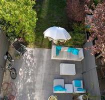 Reihenmittelhaus mit Garten & Dachterrasse in Berlin-Weißensee