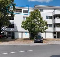Den ganzen Tag Sonne! 3 Zimmer DG-Wohnung mit Balkon in Wupperta - Wuppertal Cronenberg
