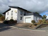 Foto - Exklusives Einfamilienhaus und Mehrfamilienhaus zu verkaufen