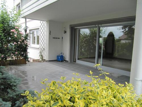 Foto - Traumhafte, sonnige 3,5-Zi.-EG-Wohnung mit wunderschöner Terrasse