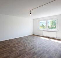 Ab 15.05.2026***Frisch renovierte 2-Zimmer-Wohnung mit Wannenbad! - Leipzig Lausen-Grünau