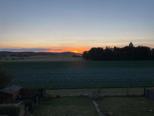 Foto - 3-Zimmer-Dachgeschosswohnung (58 qm) in Ronnenberg mit Feldblick