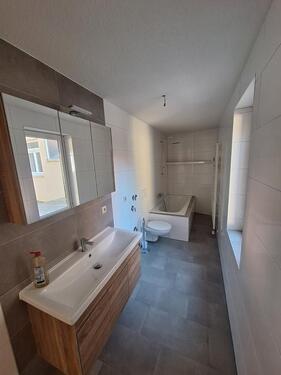 Foto - Helle 3-Raum-Wohnung mit modernem Tageslichtbad