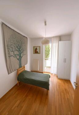 Foto - Zimmer an PendlerİN( weiblich) - 520,00 EUR Kaltmiete,