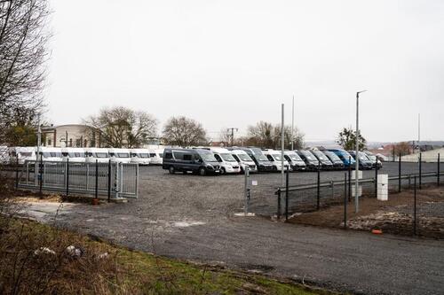 Foto - Abstellplätze Stellplatz für Wohnmobile, Wohnwagen, Bootstrailer
