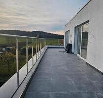 Penthouse Wohnung Erstbezug - 1.050,00 EUR Kaltmiete, ca.  95,00 m² in Reiskirchen (PLZ: 35447)