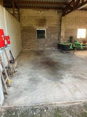 Foto - Stellplatz Garage Überdachung Carport Scheune Halle