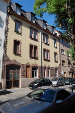 Foto - 2 ZKB m. Balkon u. neuwertiger Einbauküche in Lu Nord, WG geignet