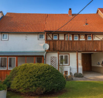 Einfamilienhaus in Drei Gleichen – ca. 140 m², Stellplätze