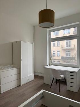 Foto - HeimfeldWG Zimmer frisch renoviert Besichtigung 08.04. 16:30-17:3