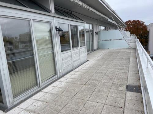 Foto - Traumhafte 3-ZKB-Dachgeschosswohnung mit 50 qm Dachterrasse