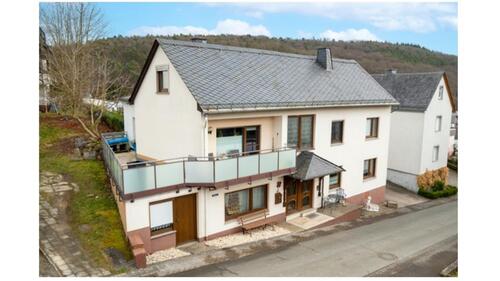 Foto - helle 4 ZKB Wohnung mit Terasse und Balkon, 1. OG - 93 qm