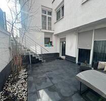 2,5 Zimmer Souterrainwohnung mit 25 qm Terrasse - Ludwigshafen am Rhein Ludwigshafen-Oggersheim