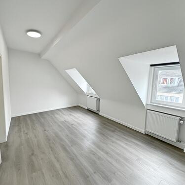 Foto - Wohnen mit Komfort als Erstbezug nach Kernsanierung: Etagenwohnung mit zusätzlichem Studiozimmer