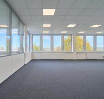 Renoviertes Büro in Teningen – Erstbezug mit 247 Zugang, sofort verfügbar