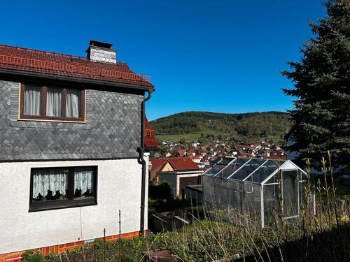 Foto - 9 Zimmer Doppelhaushälfte zum Kaufen in Steinbach-Hallenberg