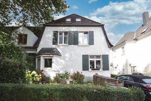 Foto - Charmante 2,5-Zimmer-Wohnung mit Kamin