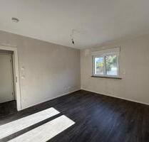 Sanierte 2-Zimmer-Wohnung mit separater Küche - Lindlar