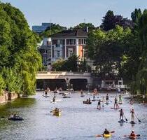 Zimmer zu vermieten - 550,00&nbsp;EUR Kaltmiete, ca.&nbsp; 120,00&nbsp;m&sup2; in Hamburg (PLZ: 22303) Winterhude