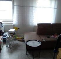 2-Zi.-Whg. in BK zu vergeben. - 1.000,00&nbsp;EUR Kaltmiete, ca.&nbsp; 50,00&nbsp;m&sup2; in Backnang (PLZ: 71522)