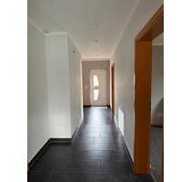 Helle Wohnung mit Balkon - 750,00&nbsp;EUR Kaltmiete, ca.&nbsp; 79,00&nbsp;m&sup2; in Lennestadt (PLZ: 57368)