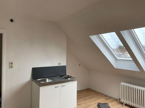 Foto - DG Wohnung - 350,00&nbsp;EUR Kaltmiete, ca.&nbsp; 35,00&nbsp;m&sup2;