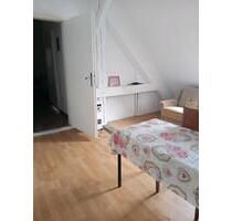 1 Zimmer Wohnung in Berlin Neuköln zu vermieten Warmmiete 500€