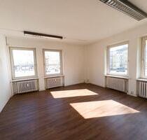 Nur noch 18 Studios Ateliers am U Dehnheide - Hamburg Barmbek-Süd