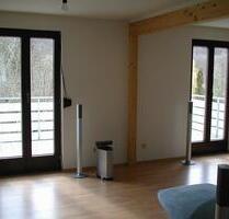 Mietwohnung 3 Zimmer, Terrasse, Balkon, EBK, S-Bahnnähe - Leonberg