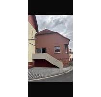 Kernsanierte DHH in Hasselroth, historische Chance