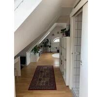 Stuttgart - Berlin - 600,00&nbsp;EUR Kaltmiete, ca.&nbsp; 33,00&nbsp;m&sup2; in Stuttgart (PLZ: 70372) Bad Cannstatt