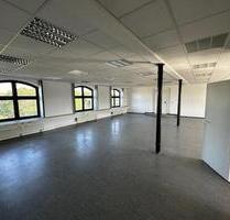 Büroflächen zu vermieten - 1.200,00&nbsp;EUR Kaltmiete, ca.&nbsp; 200,00&nbsp;m&sup2; in Dresden (PLZ: 01257) Leuben