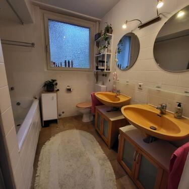 Foto - WG-Zimmer zur Zwischenmiete oder Pendlerzimmer inmitten der Natur