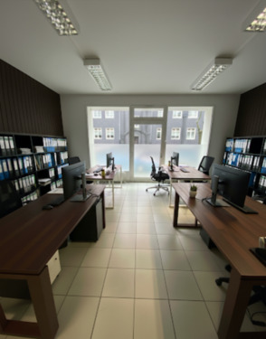 Foto - Arbeitsplätze - 330,00&nbsp;EUR Kaltmiete,