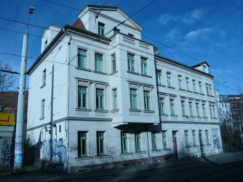 Foto - Schöne Etagenwohnung mit Parkett und historischen Türen