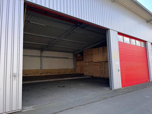 Foto - Lagerhalle - 1.400,00&nbsp;EUR Kaltmiete, ca.&nbsp; 200,00&nbsp;m&sup2;