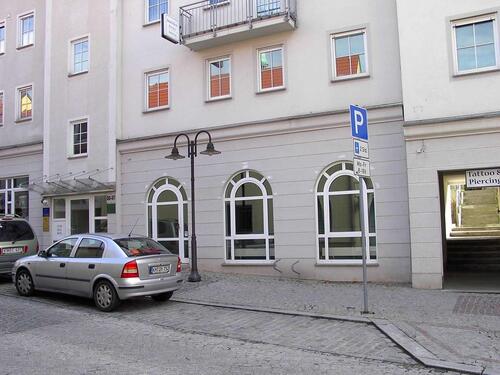Foto - Sichtbar. Zentral. Vielseitig. – Ihr neuer Standort in Radeberg
