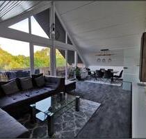 Helle Dachgeschosswohnung mit Loggia – zentrumsnah in Gütersloh!