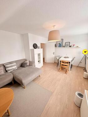 Foto - Voll möblierte 4-Zimmer-DG-Wohnung in Harleshausen