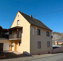 Attraktive Erdgeschosswohnung (3ZKB) mit EBK, Wintergarten & Garage im Stadtteil Oberstein !!! - Idar-Oberstein