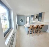 Exklusive, frisch kernsanierte Wohnung in Garbsen-Berenbostel - Isernhagen