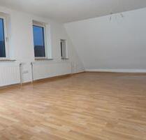 Schöne helle Dachgeschoßwohnung - Stolzenau