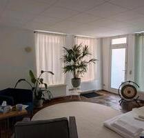 Praxisraum Untermiete - 400,00&nbsp;EUR Kaltmiete, ca.&nbsp; 35,00&nbsp;m&sup2; in Stuttgart (PLZ: 70188) Stuttgart-Ost